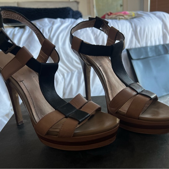 Size 38 BCBG - Picture 3 of 3